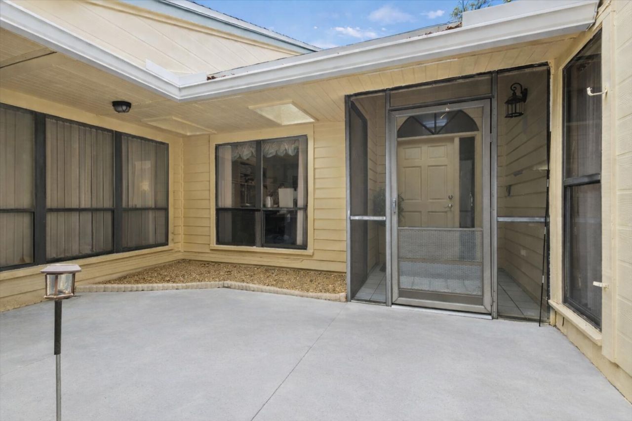 6691 S Pine Court, West Palm Beach, FL 33418 Photo