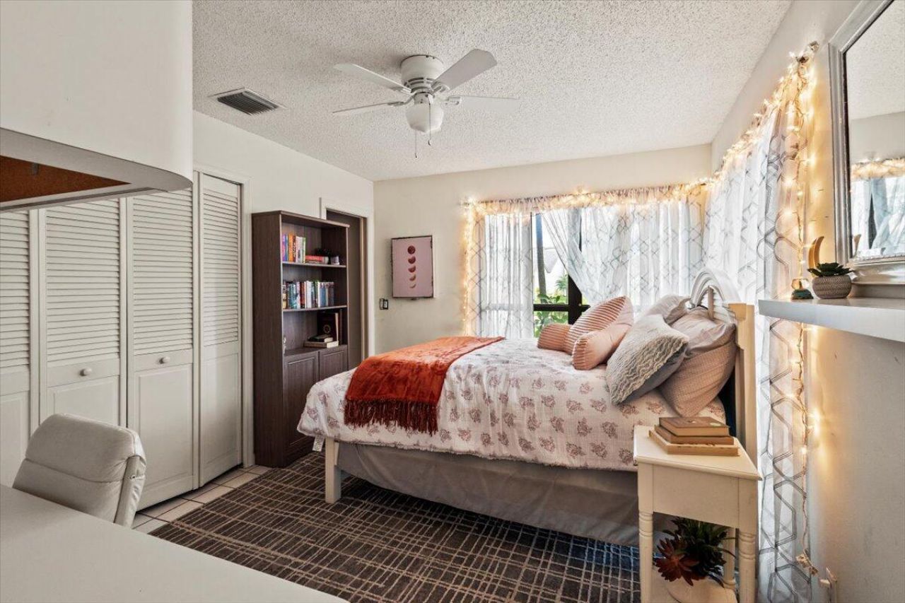 6691 S Pine Court, West Palm Beach, FL 33418 Photo