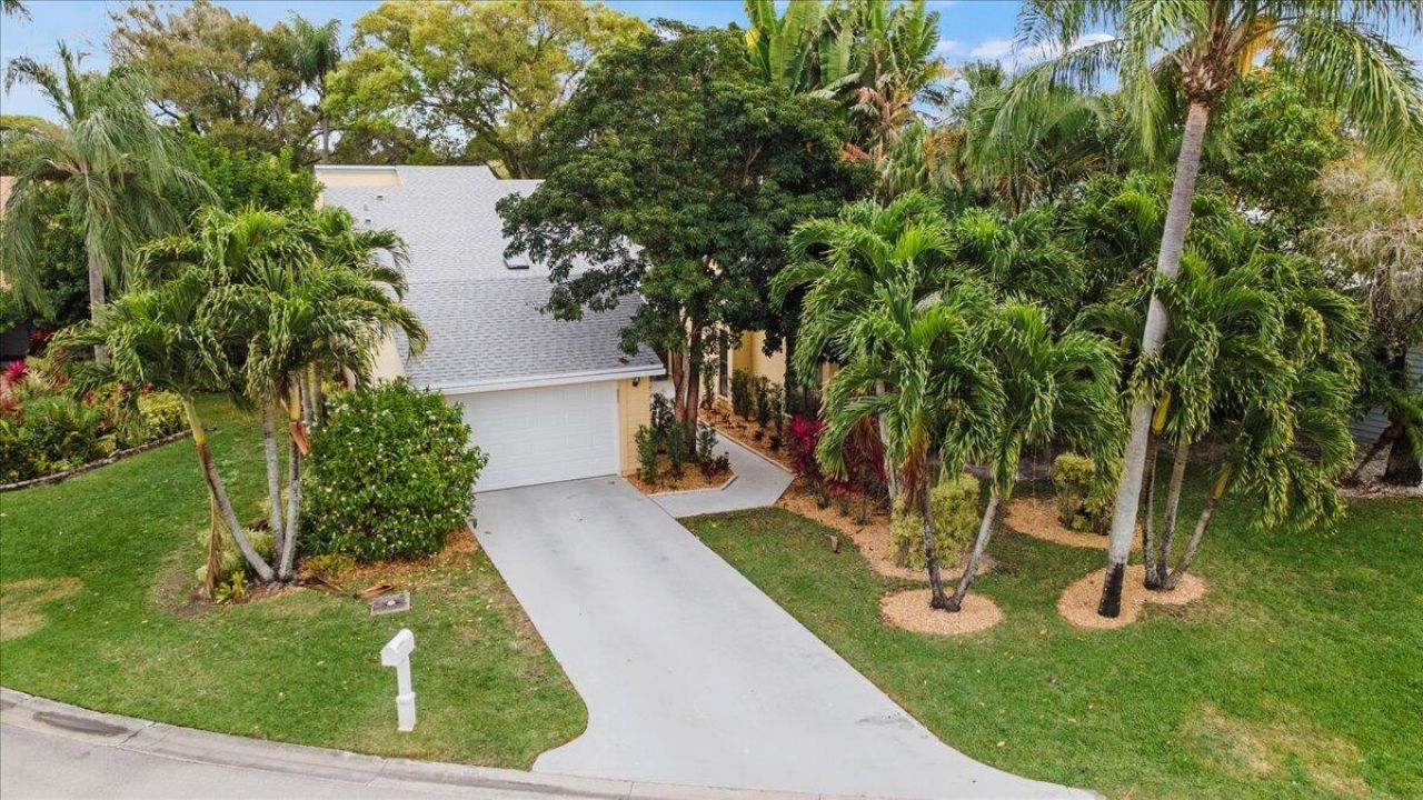 6691 S Pine Court, West Palm Beach, FL 33418 Photo