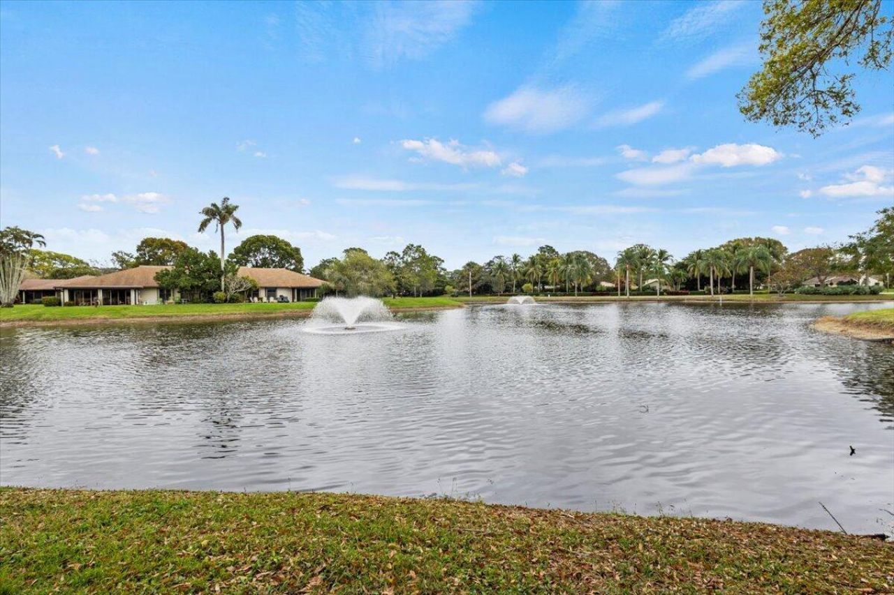 6691 S Pine Court, West Palm Beach, FL 33418 Photo