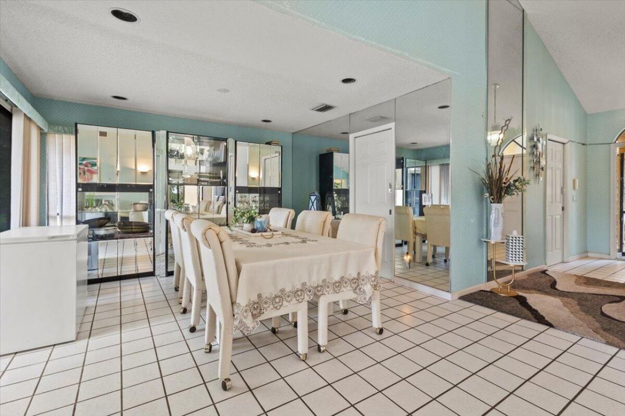 6691 S Pine Court, West Palm Beach, FL 33418 Photo