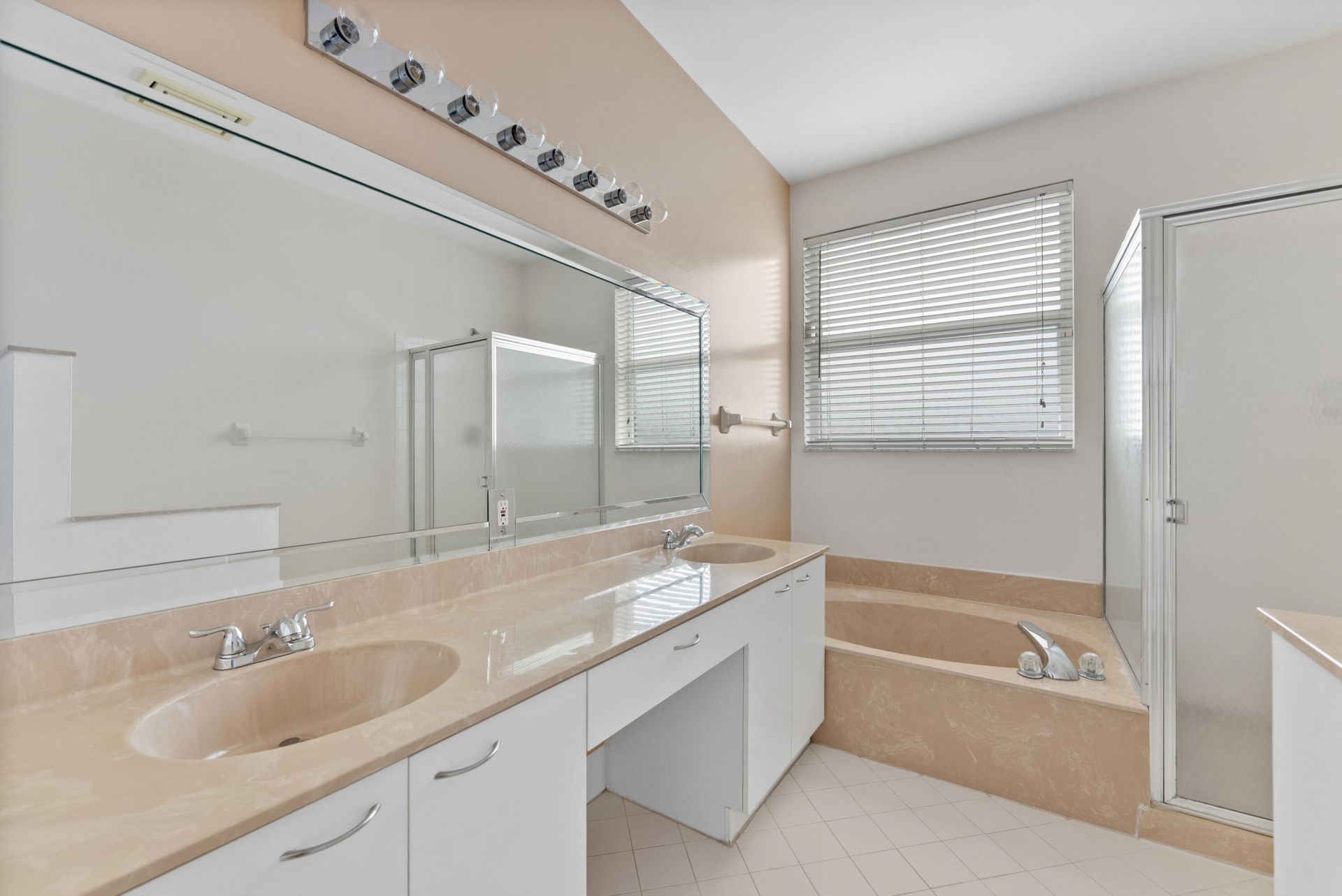 15350 NW 6th Court, Pembroke Pines, FL 33028 Photo