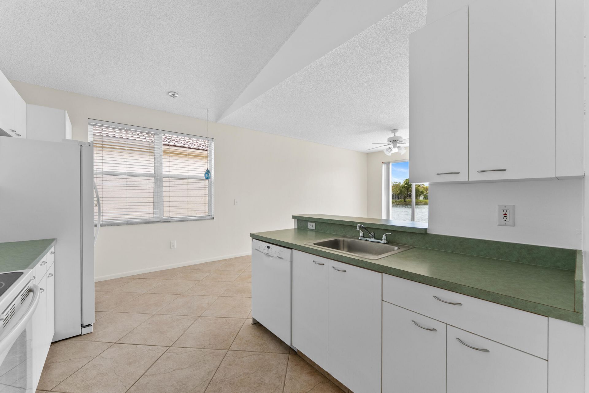 15350 NW 6th Court, Pembroke Pines, FL 33028 Photo