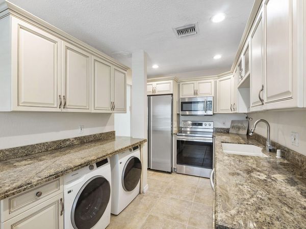 1020 Citrus Way, Unit 101, Delray Beach, FL 33445