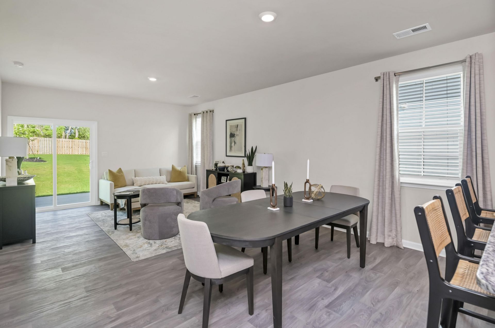 130 Tahoe Drive Photo 8