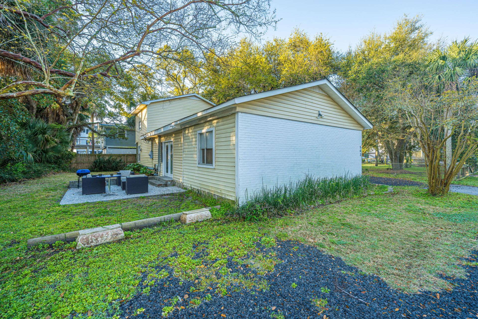 503 E Ashley Avenue Photo 29