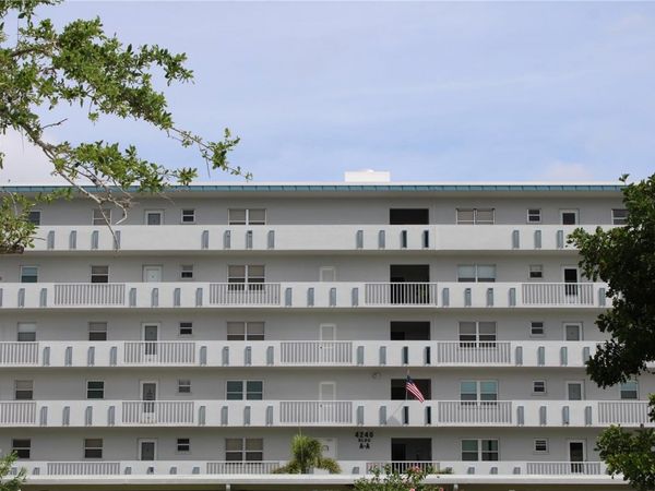 4240 IRONWOOD CIRCLE , Unit 404, BRADENTON, FL 34209