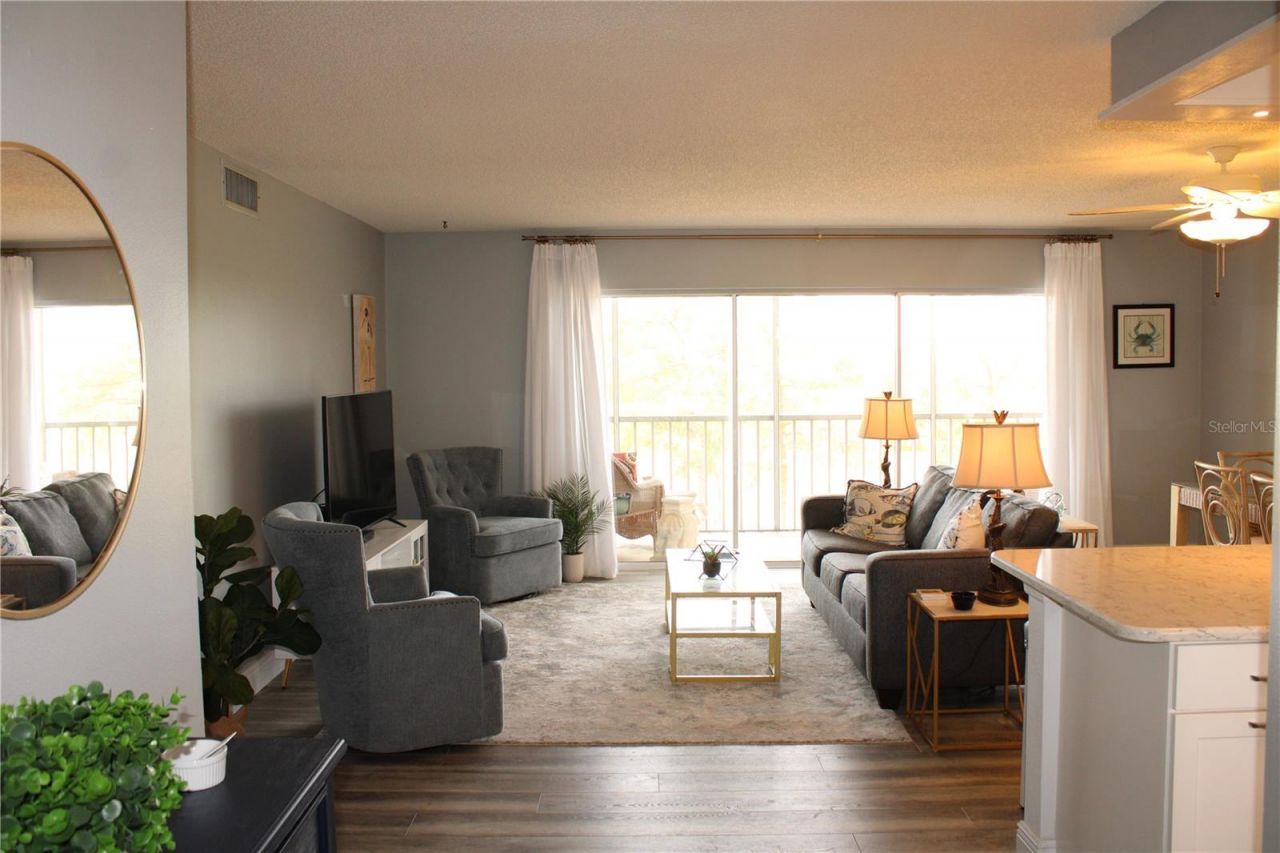 4240 Ironwood Circle, Unit 404, Bradenton, FL 34209 Photo