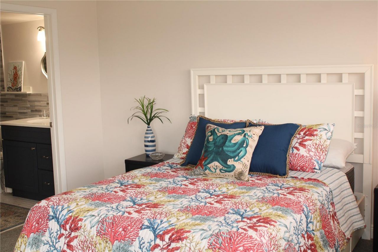 4240 Ironwood Circle, Unit 404, Bradenton, FL 34209 Photo