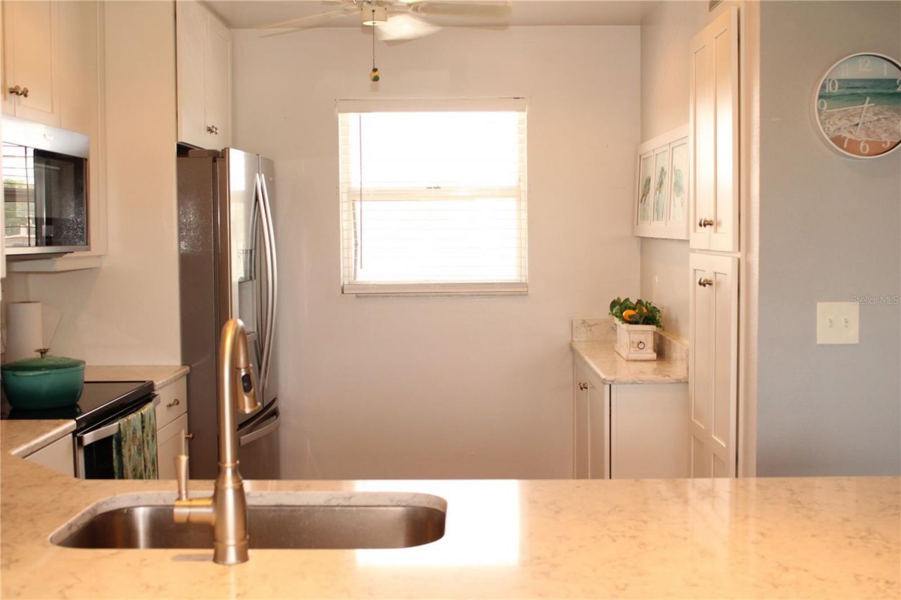 4240 Ironwood Circle, Unit 404, Bradenton, FL 34209 Photo