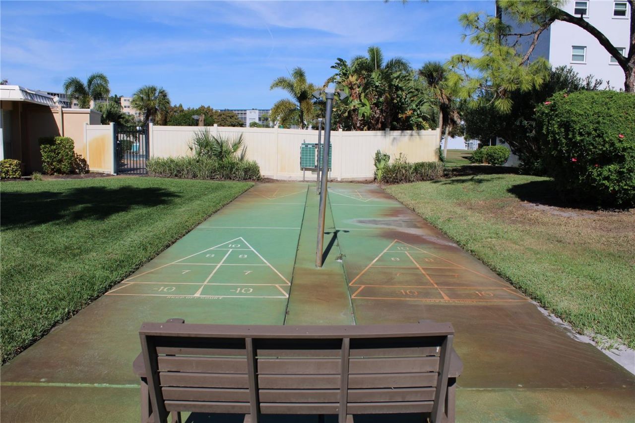 4240 Ironwood Circle, Unit 404, Bradenton, FL 34209 Photo