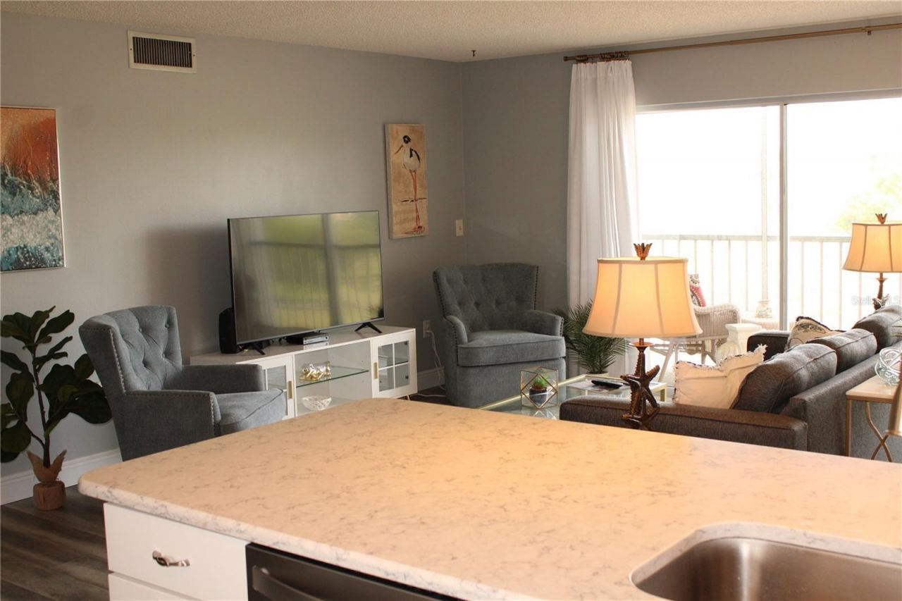 4240 Ironwood Circle, Unit 404, Bradenton, FL 34209 Photo