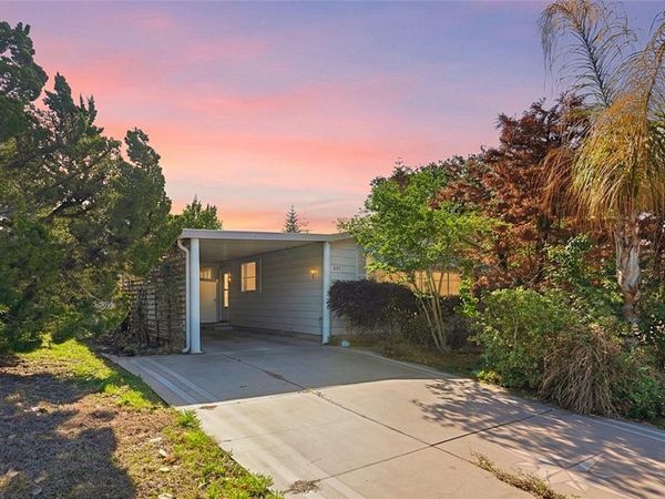 1537 DORAL CIRCLE, LADY LAKE, FL 32159