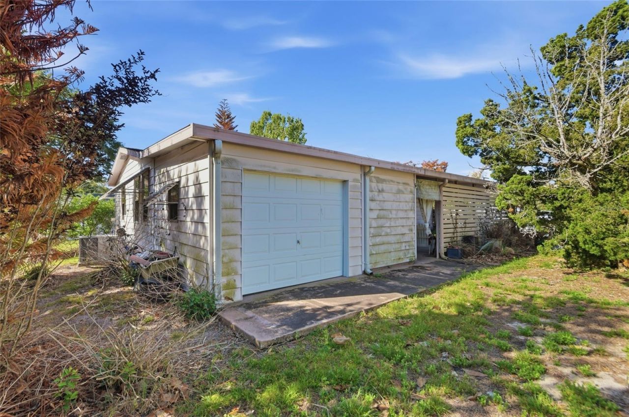 1537 Doral Circle, Lady Lake, FL 32159 Photo