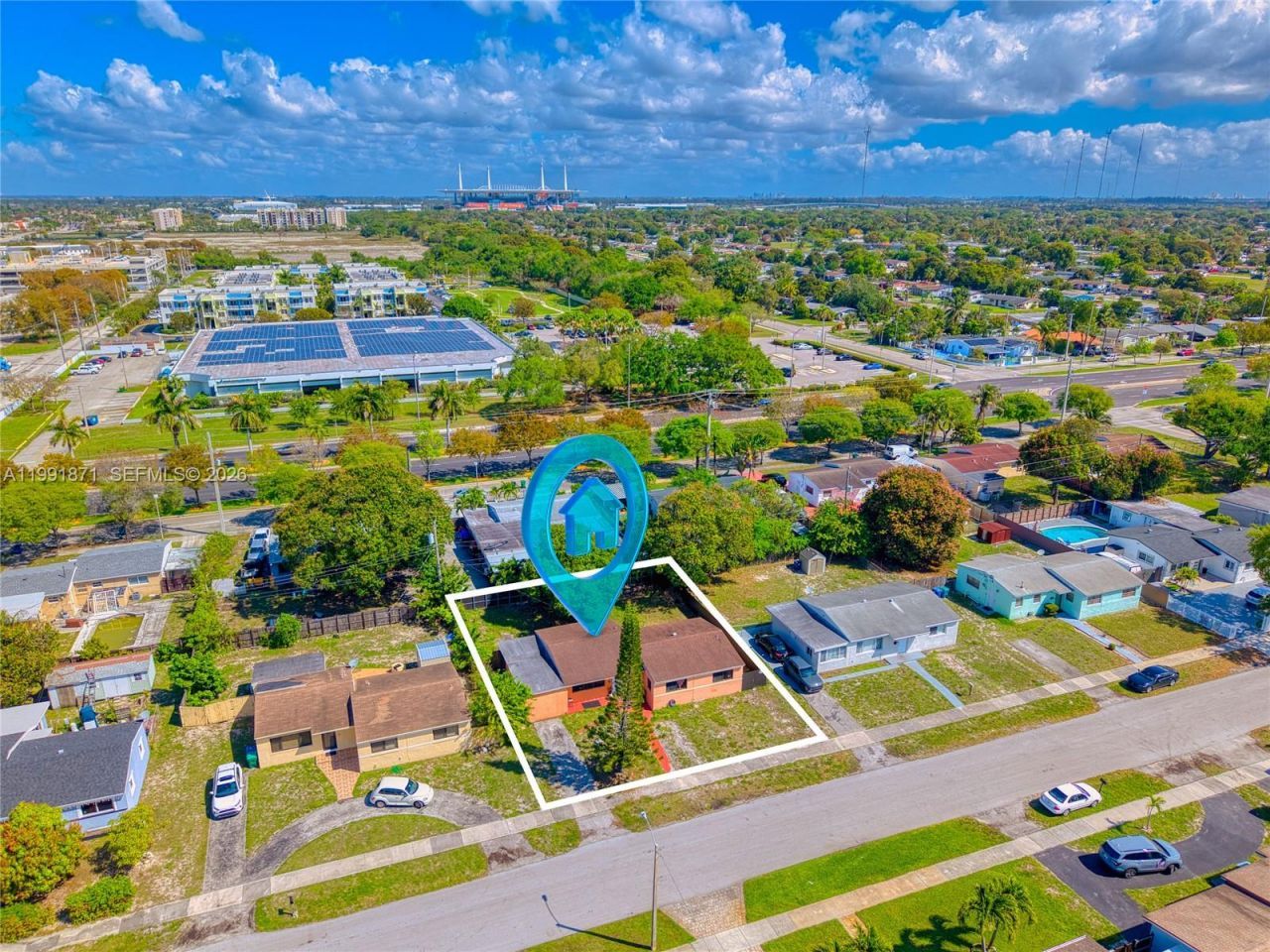 2451 NW 182nd Ter, Miami Gardens, FL 33056 Photo