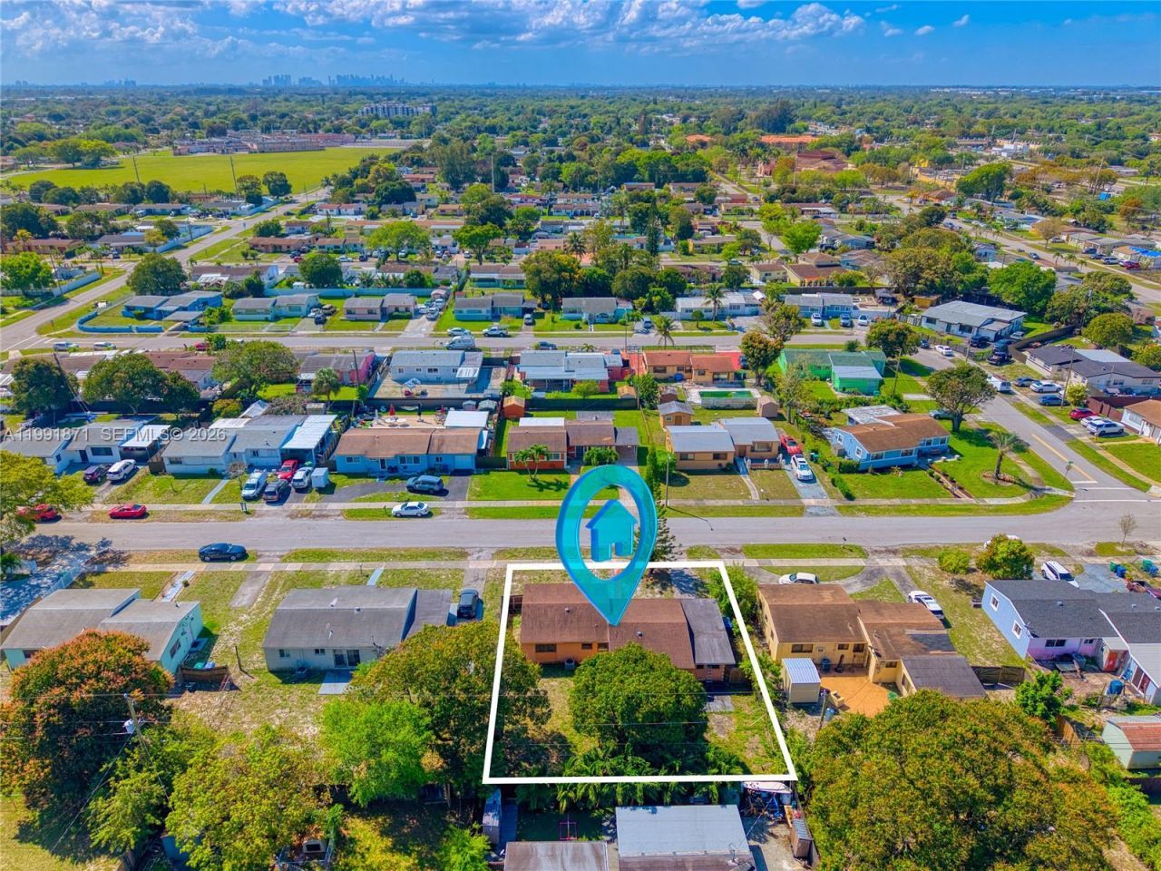2451 NW 182nd Ter, Miami Gardens, FL 33056 Photo
