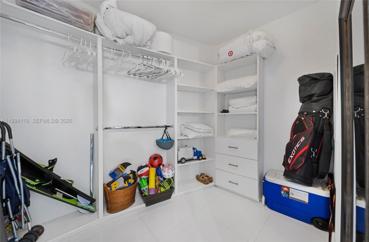 2020 N Bayshore Dr, Unit 710, Miami, FL 33137 Photo