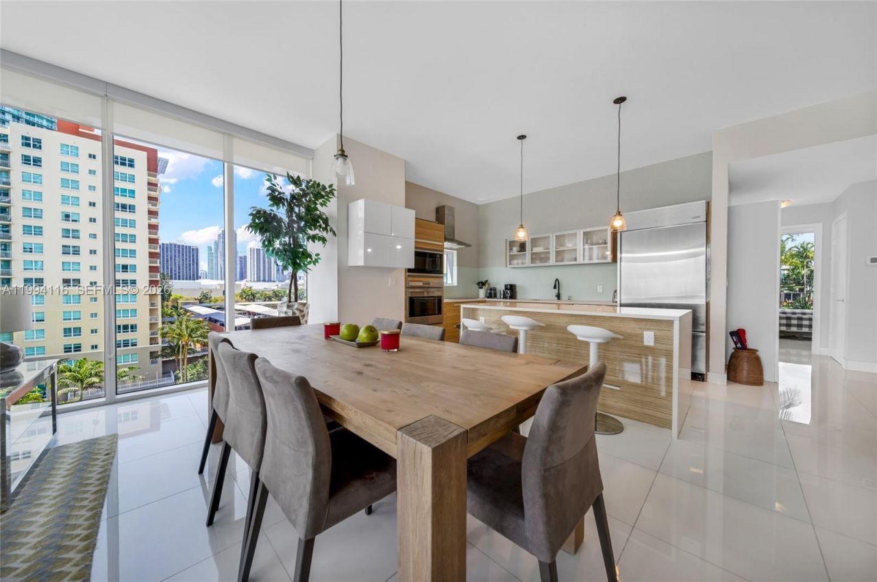 2020 N Bayshore Dr, Unit 710, Miami, FL 33137 Photo
