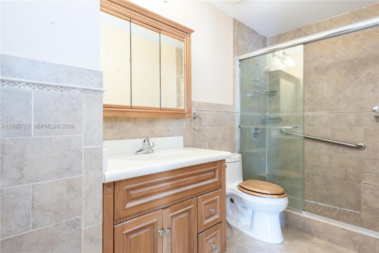 450 SW 92nd Ave, Unit 1, Miami, FL 33174 Photo