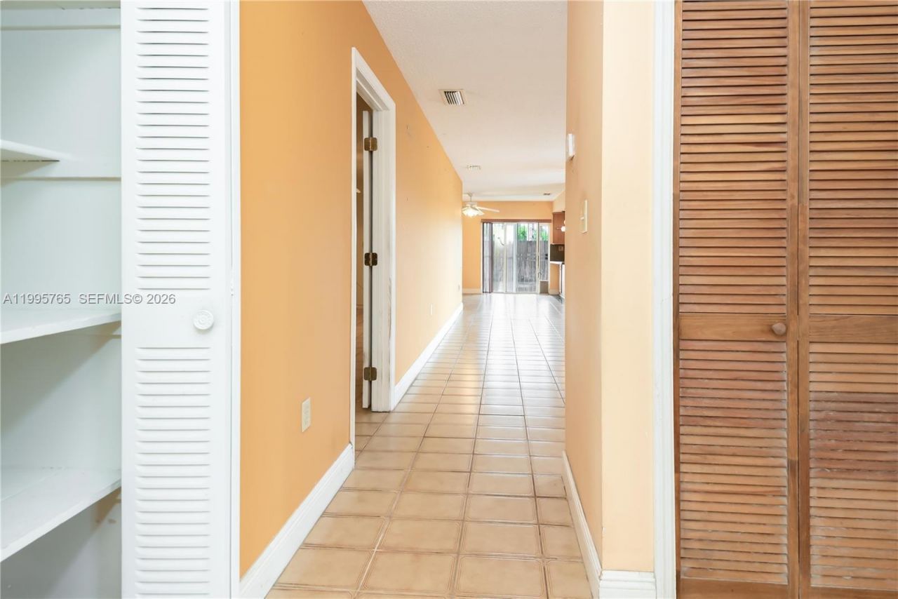 450 SW 92nd Ave, Unit 1, Miami, FL 33174 Photo