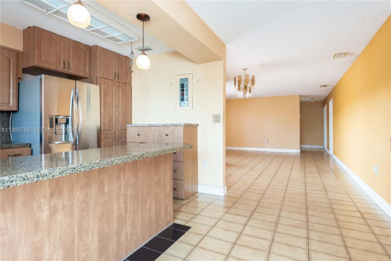 450 SW 92nd Ave, Unit 1, Miami, FL 33174 Photo