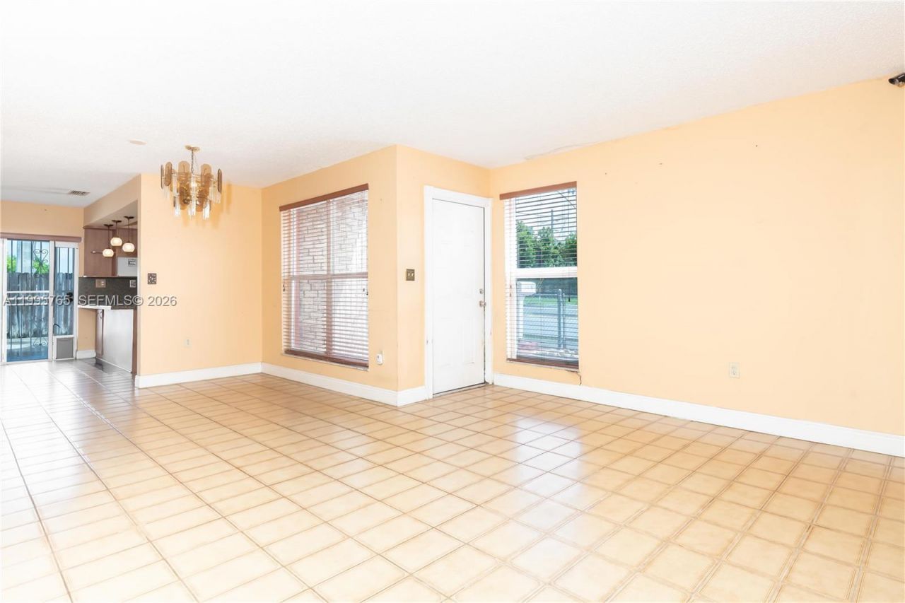 450 SW 92nd Ave, Unit 1, Miami, FL 33174 Photo