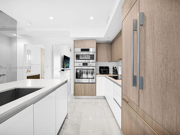 455 NE 39th St , Unit 205, Miami, FL 33137