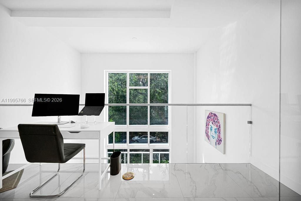 455 NE 39th St, Unit 205, Miami, FL 33137 Photo