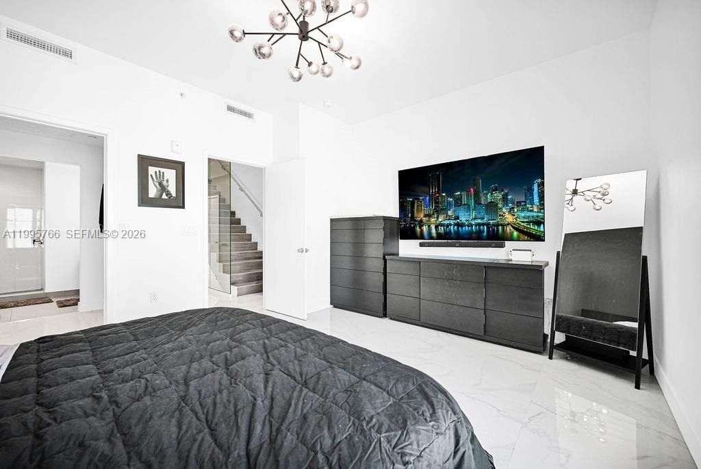 455 NE 39th St, Unit 205, Miami, FL 33137 Photo