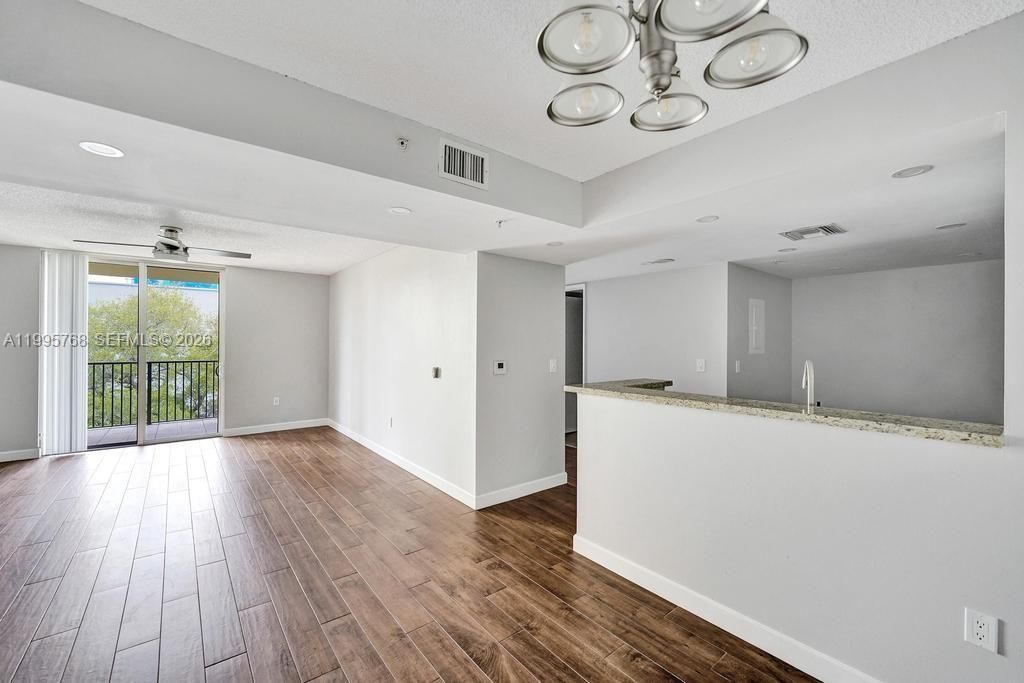 520 SE 5th Ave , Unit 2408, Fort Lauderdale, FL 33301 Photo