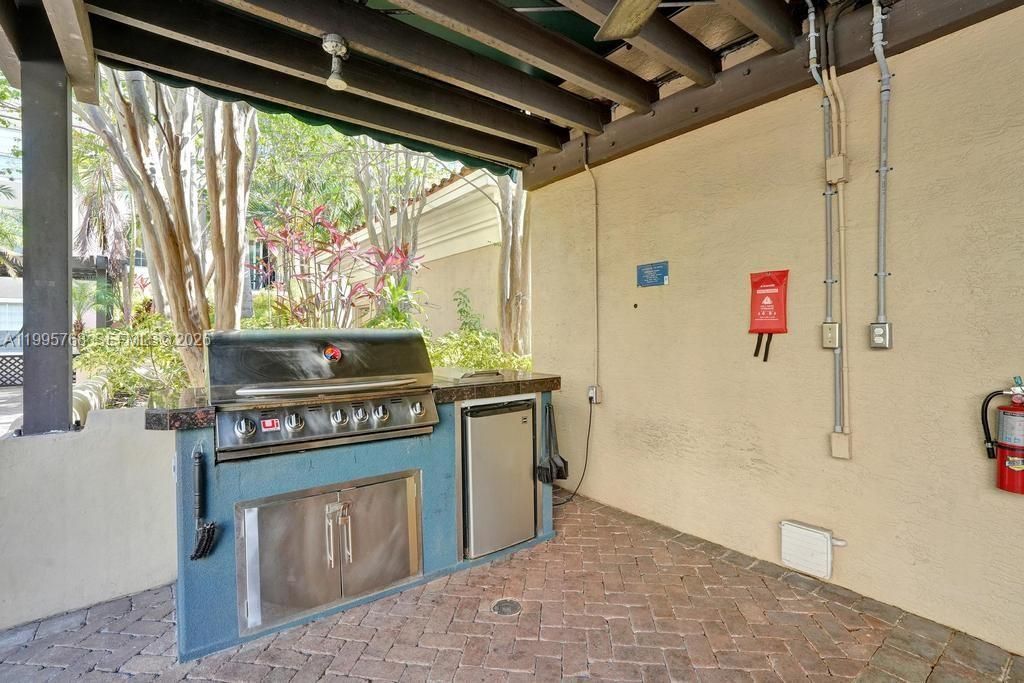 520 SE 5th Ave , Unit 2408, Fort Lauderdale, FL 33301 Photo