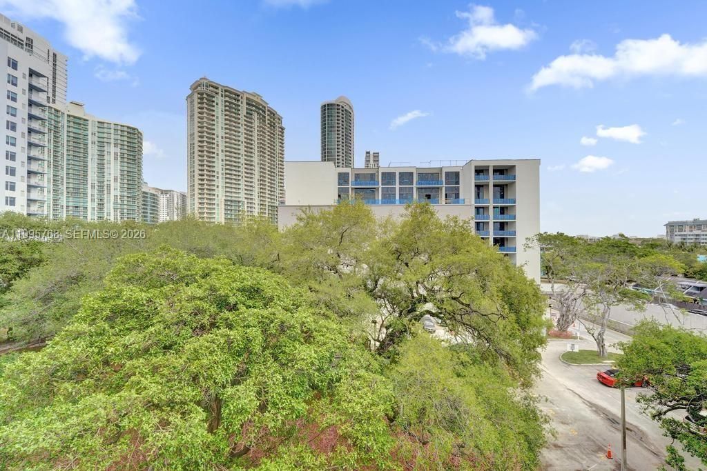 520 SE 5th Ave , Unit 2408, Fort Lauderdale, FL 33301 Photo