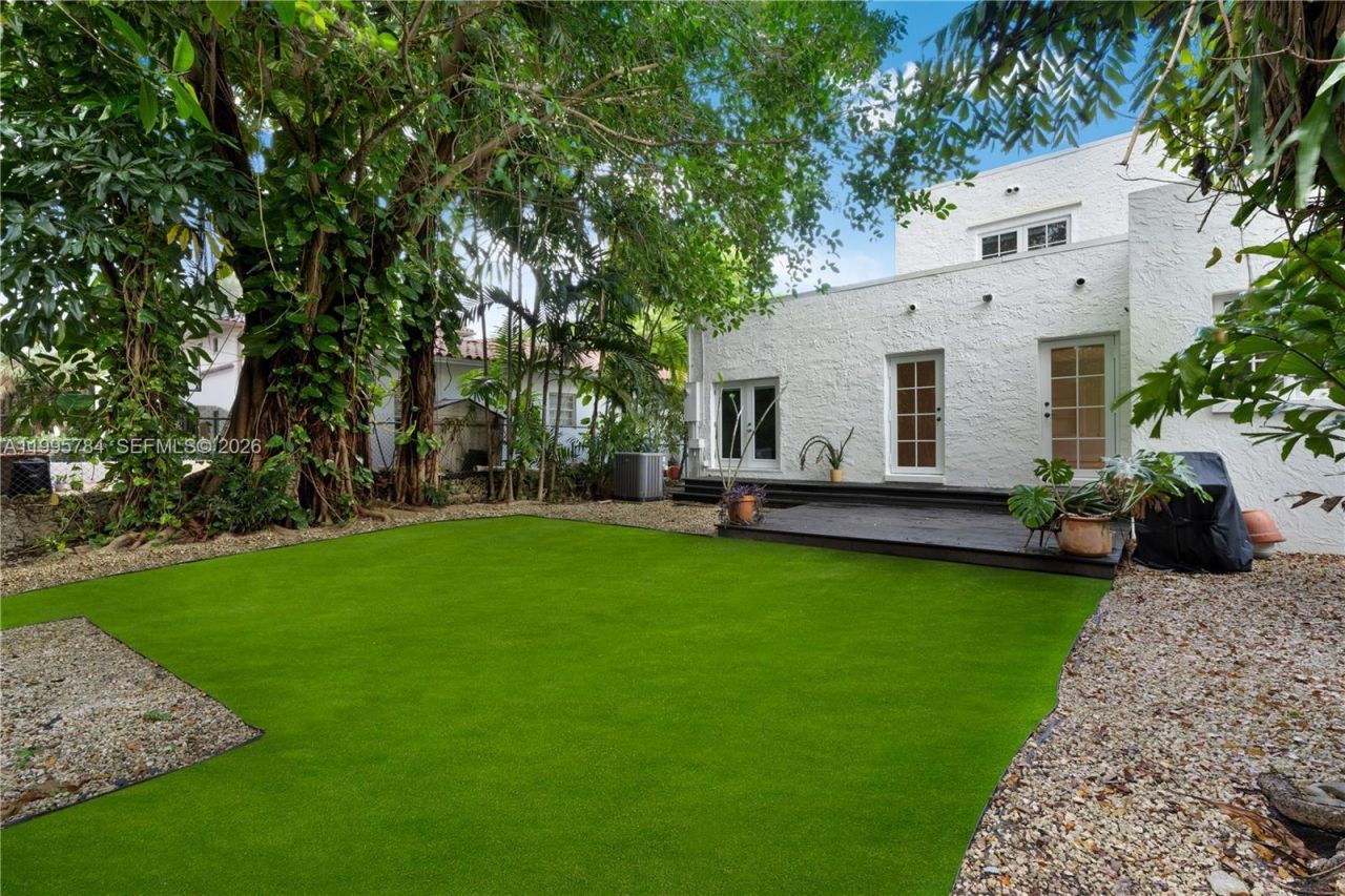 919 Lisbon St, Coral Gables, FL 33134 Photo