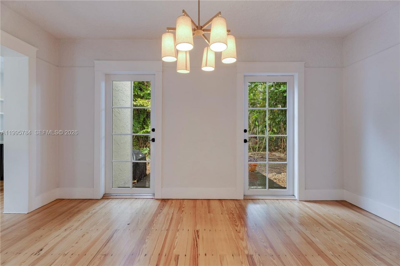 919 Lisbon St, Coral Gables, FL 33134 Photo