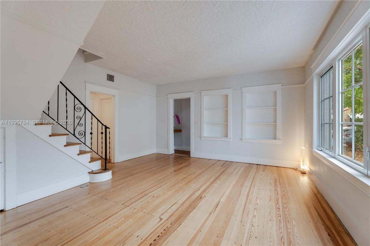 919 Lisbon St, Coral Gables, FL 33134 Photo