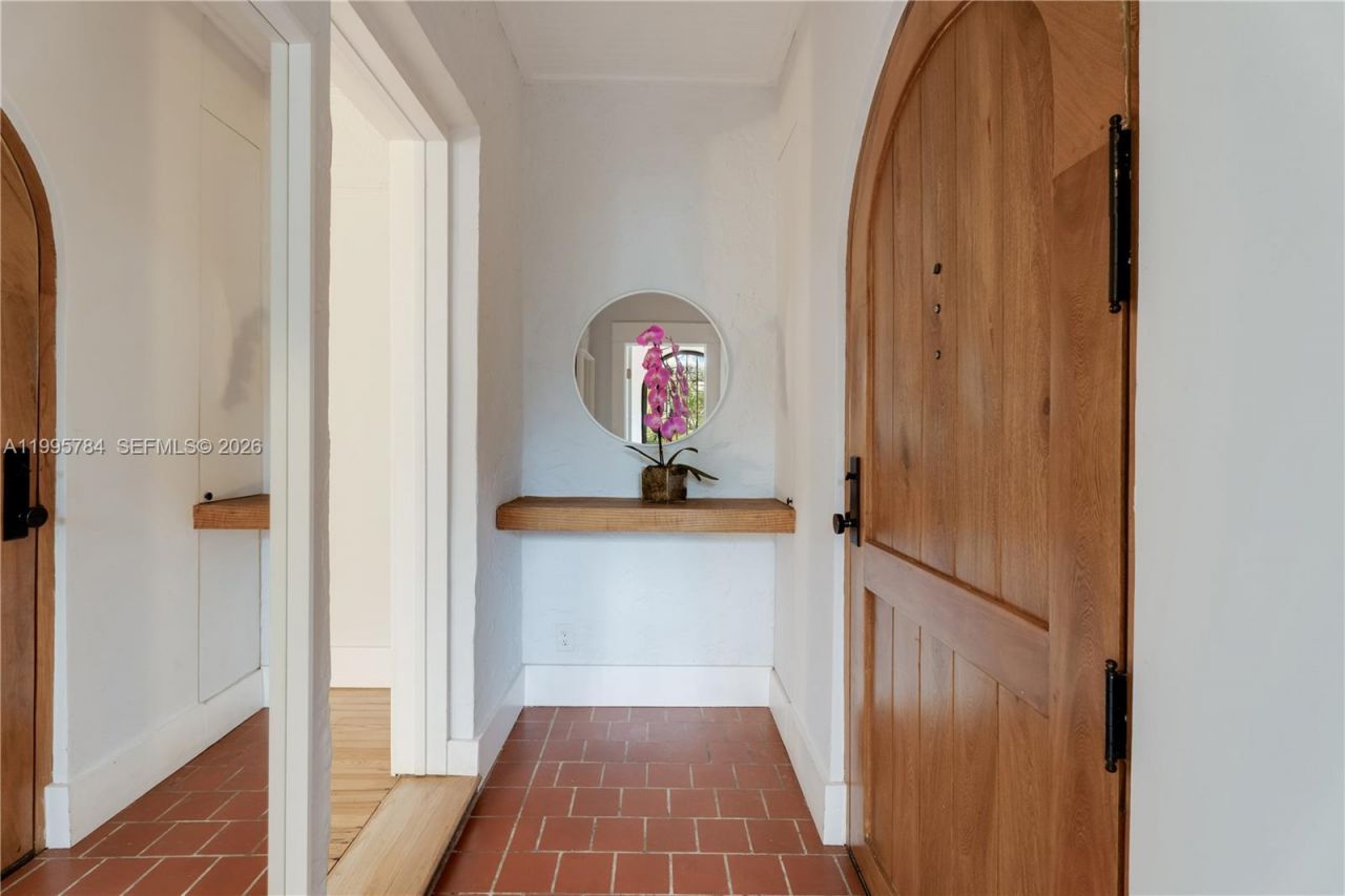 919 Lisbon St, Coral Gables, FL 33134 Photo