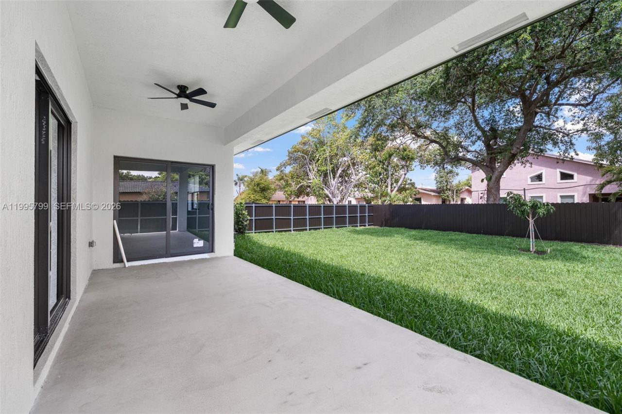 5209 SW 22nd St, West Park, FL 33023 Photo