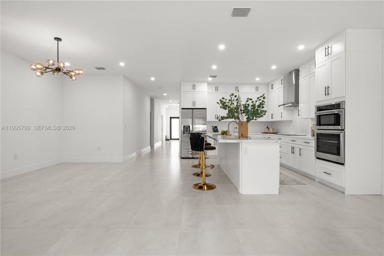 5209 SW 22nd St, West Park, FL 33023 Photo