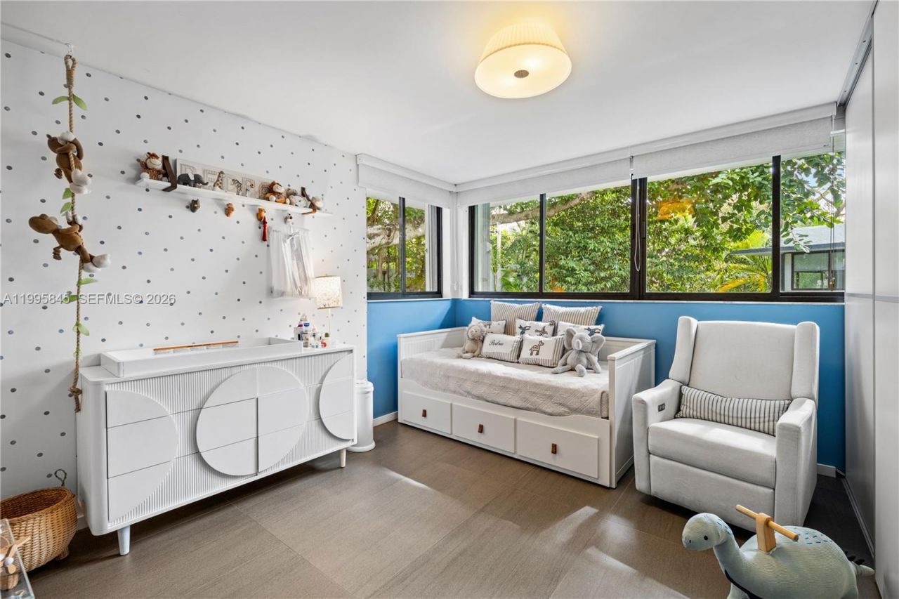 4002 Kumquat Ave, Miami, FL 33133 Photo