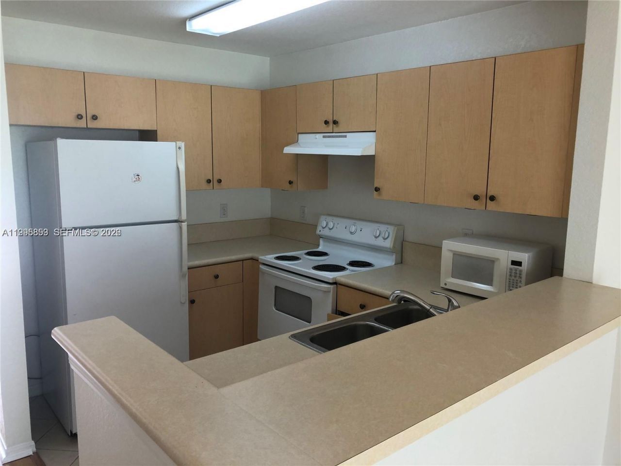 157 Hidden Ct Rd , Unit I-48, Hollywood, FL 33023 Photo