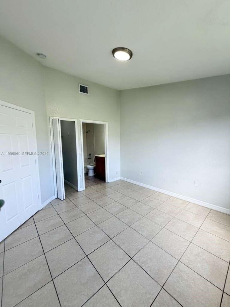 31 NE 13th Ave , Unit 5, Homestead, FL 33033 Photo