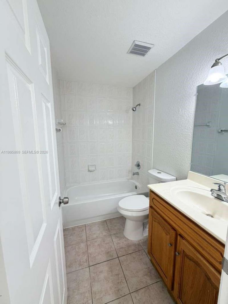 31 NE 13th Ave , Unit 5, Homestead, FL 33033 Photo