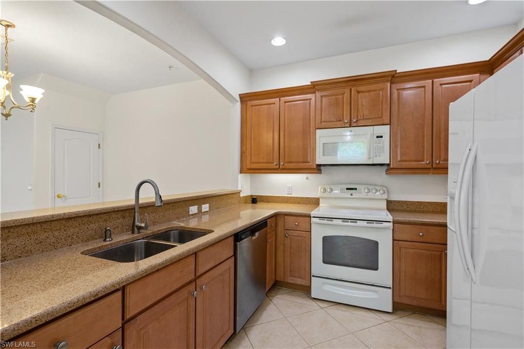 4390 Lazio Way, Unit 401, Fort Myers, FL 33901 Photo