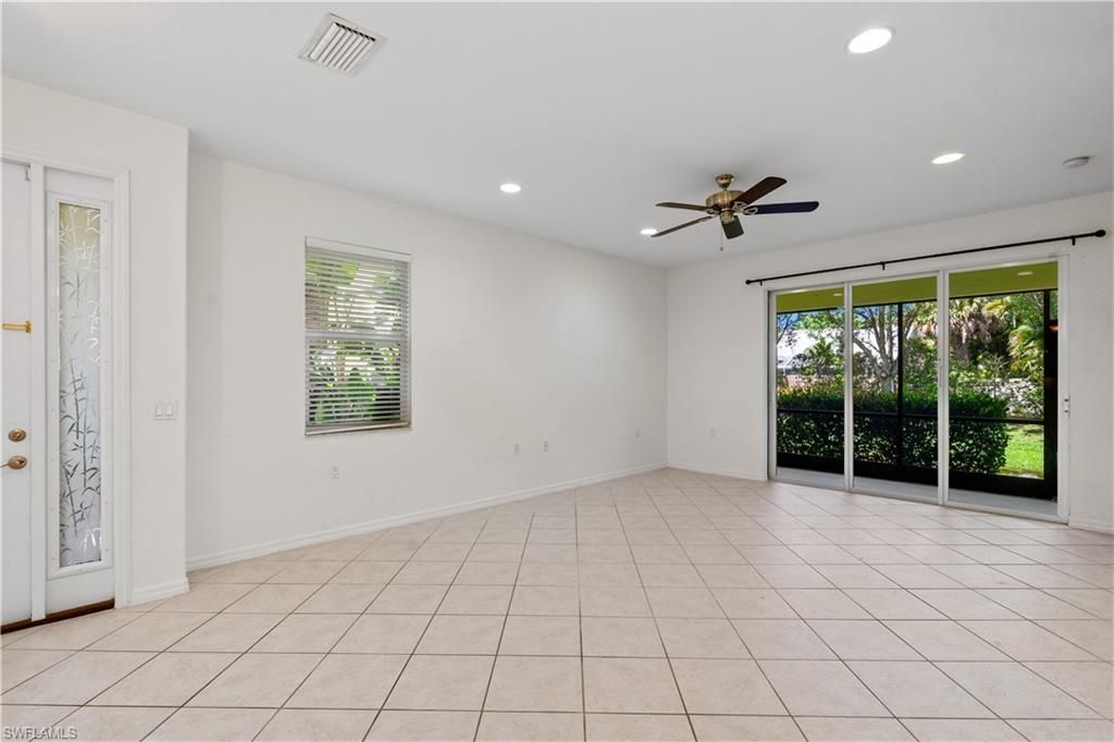 4390 Lazio Way, Unit 401, Fort Myers, FL 33901 Photo