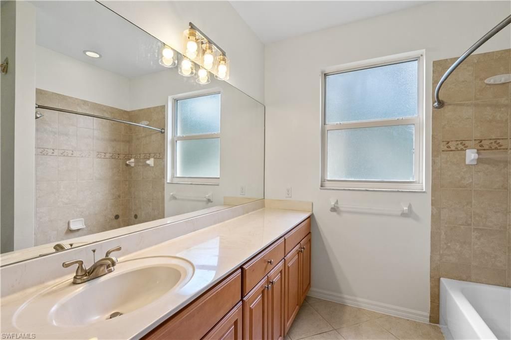 4390 Lazio Way, Unit 401, Fort Myers, FL 33901 Photo