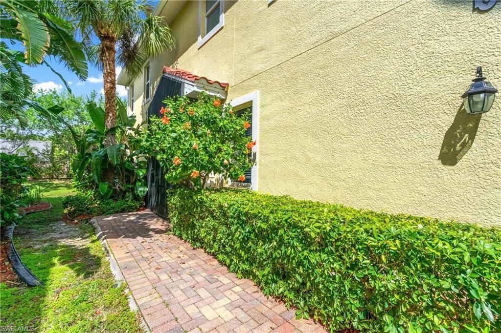 4390 Lazio Way, Unit 401, Fort Myers, FL 33901 Photo