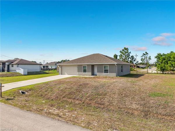2908 24th ST SW, LEHIGH ACRES, FL 33976