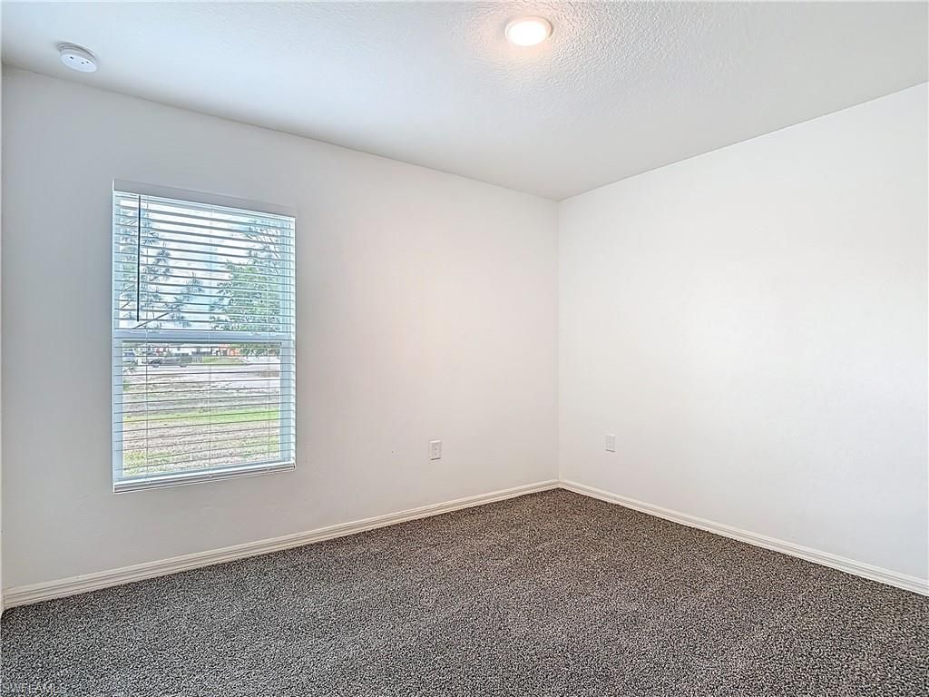 2908 24th St Sw, Lehigh Acres, FL 33976 Photo