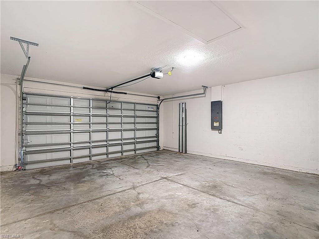 2908 24th St Sw, Lehigh Acres, FL 33976 Photo