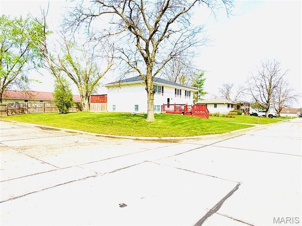2617 Cardinal Street, Mexico, MO 65265